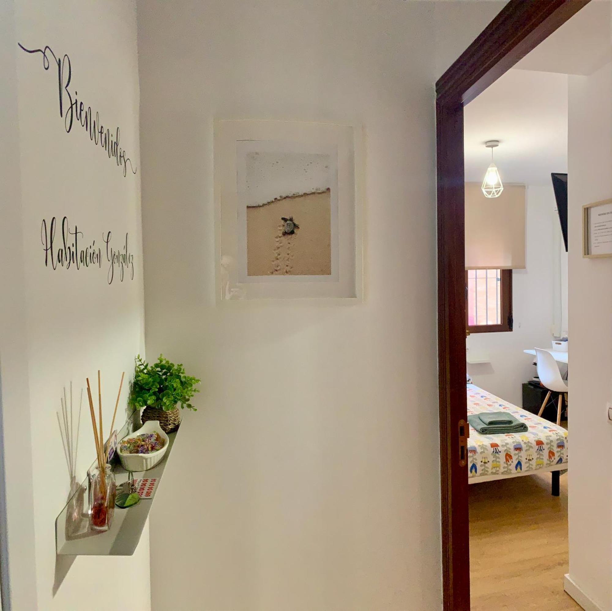 Habitacion Gonzalez มาลากา ภายนอก รูปภาพ